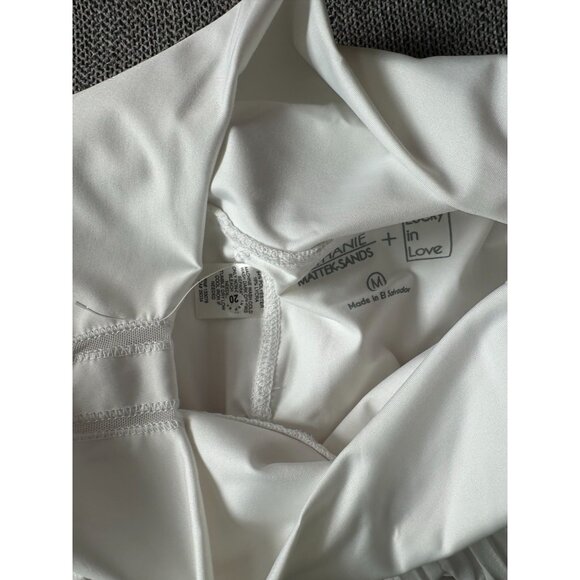 LUCKY IN LOVE X Bethanie Mattek Sands Court Worn White Ruffle Tennis Skort Sz M - Picture 6 of 8